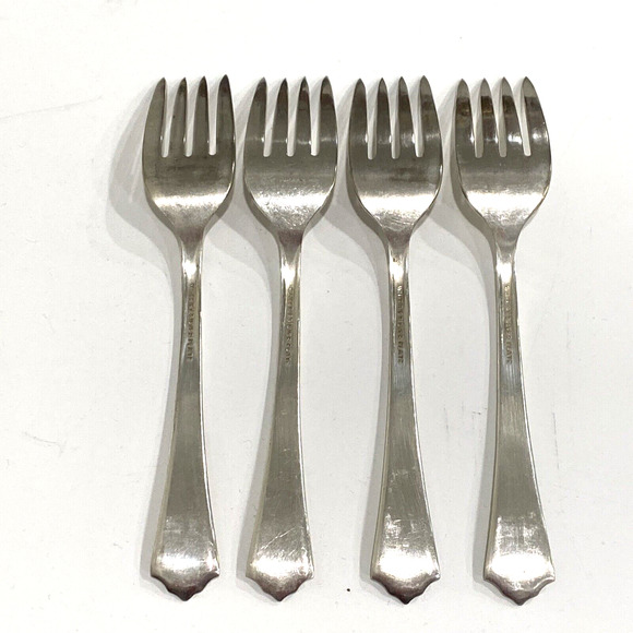Vintage Whitby silverplate individual salad / dessert forks set of 4 circa 1931 - Picture 2 of 5
